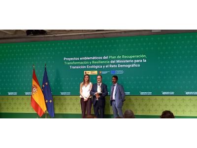 Pío Hernández recibe el galardón